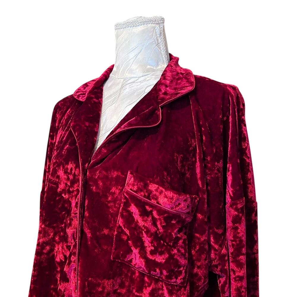 Lord & Taylor Red Crushed Velvet Top XL - Picture 10 of 10